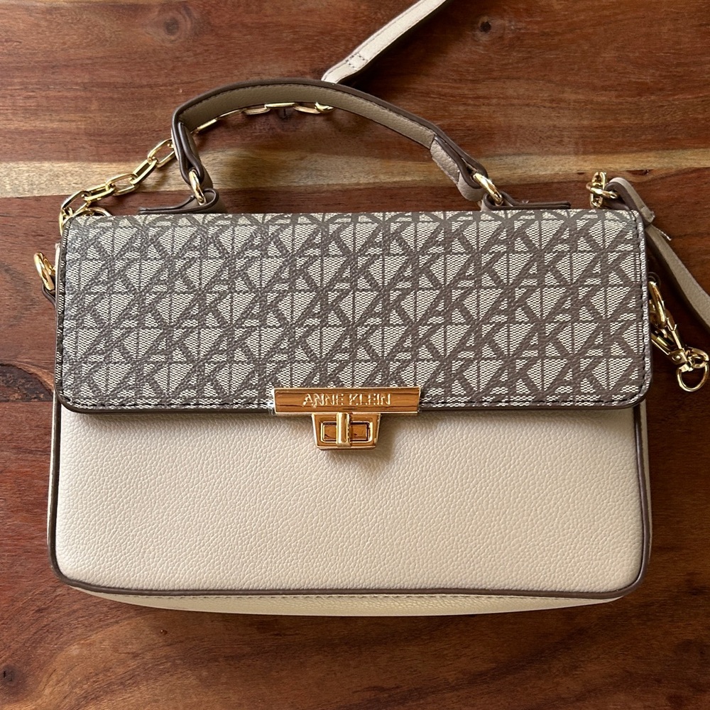 Anne Klein  Print Shoulder Bag with Gold Lock in brown  and Cream